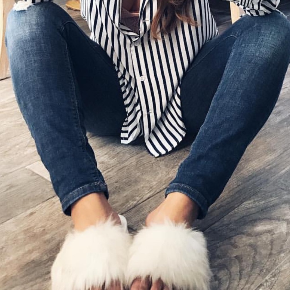 Ivory Fluff Plush Fuzzy Fur Slides - Picture 6 of 8